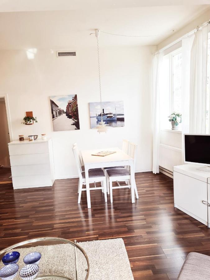 Roeda Magasinet Hotel Mariefred Eksteriør billede