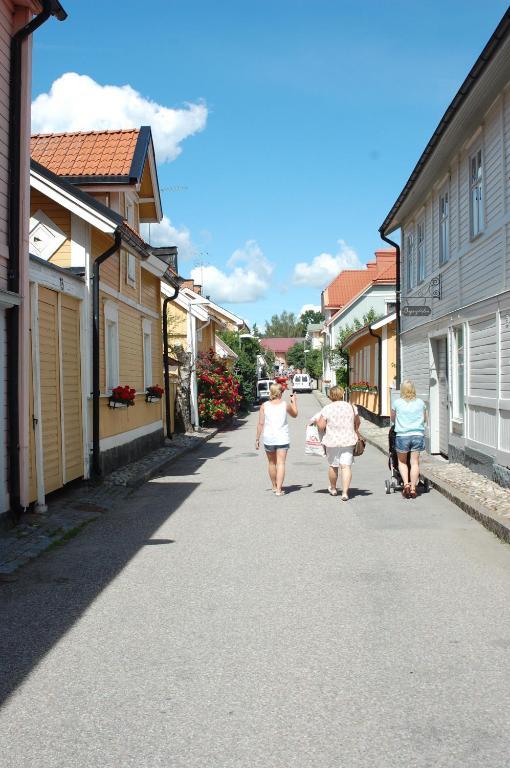 Roeda Magasinet Hotel Mariefred Eksteriør billede